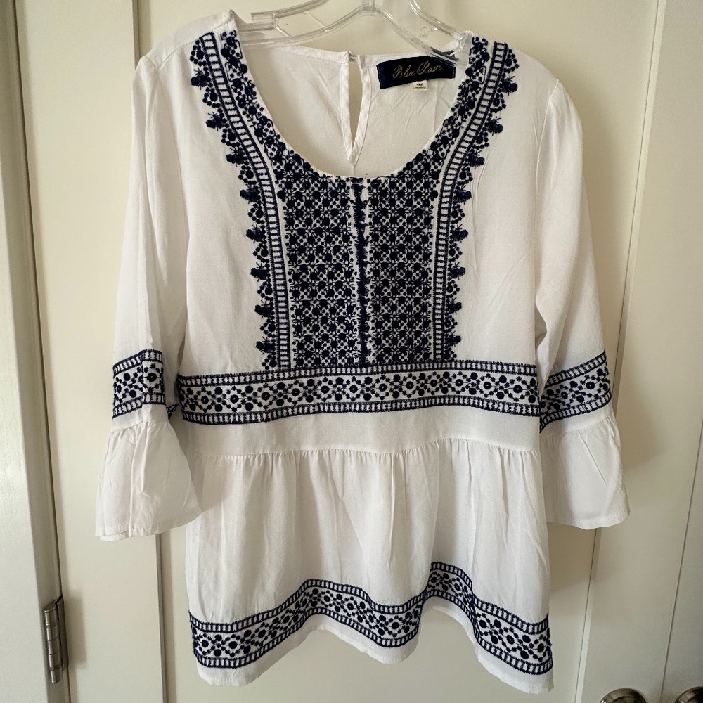 EMBROIDERED PHEASANT WOMEN’S BLOUSE -BLUE RAIN- SIZE M